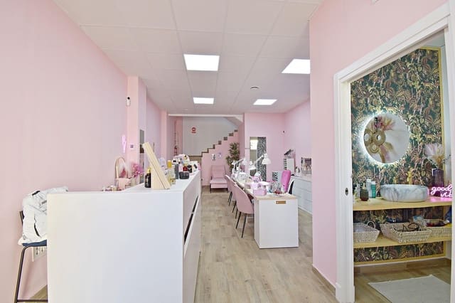 Kommersiell till salu i Jerez de la Frontera - 180 000 € (Ref: 9301043)