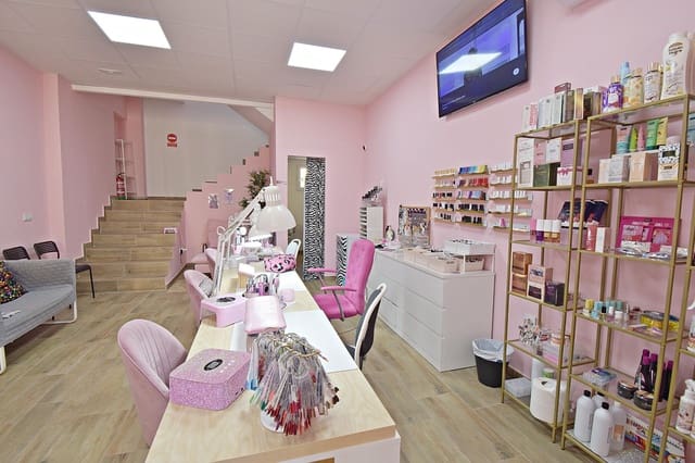 Kommersiell till salu i Jerez de la Frontera - 180 000 € (Ref: 9301043)