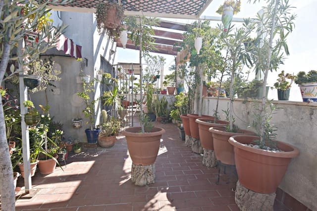 4 sypialnia Penthouse na sprzedaż w Puerto Real z basenem garażem - 365 000 € (Ref: 9349542)