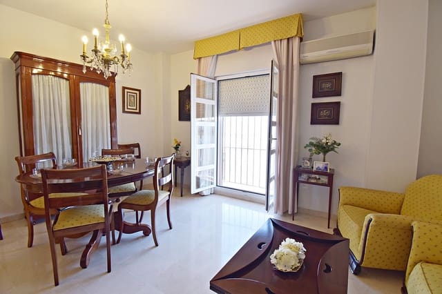 3 soverom Leilighet til salgs i Jerez de la Frontera med garasje - € 299 000 (Ref: 9355839)