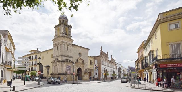 3 soveværelse Lejlighed til salg i Jerez de la Frontera med garage - € 235.000 (Ref: 9427208)