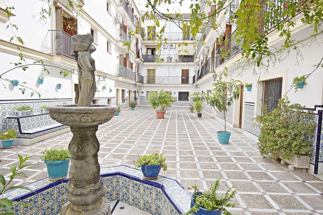 3 soveværelse Lejlighed til salg i Jerez de la Frontera med garage - € 235.000 (Ref: 9427208)