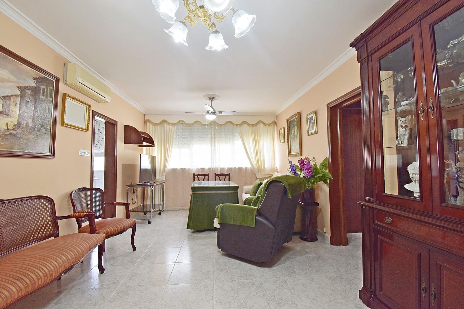 3 slaapkamer Flat te koop in Jerez de la Frontera - € 125.000 (Ref: 9431069)