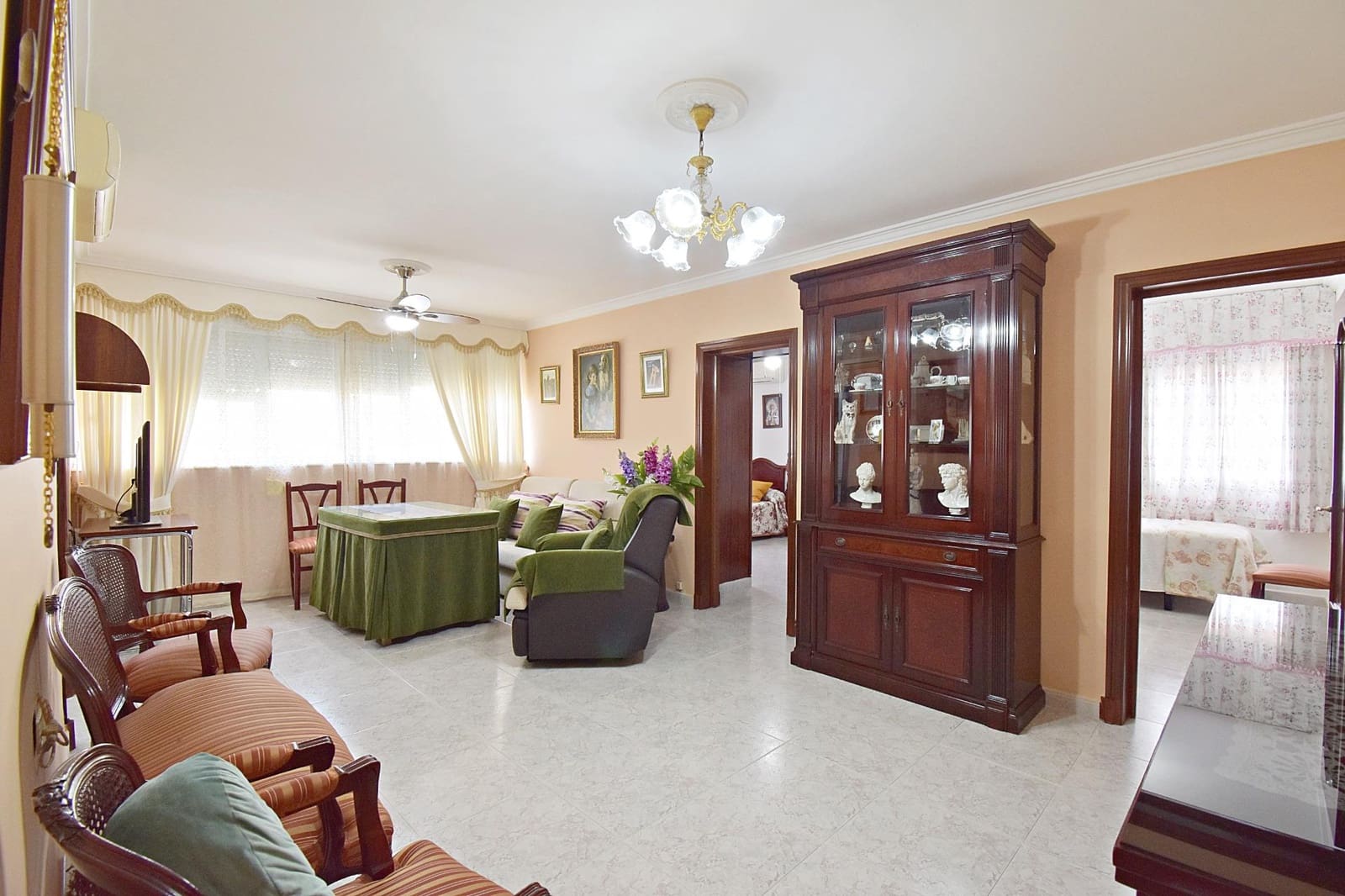 3 slaapkamer Flat te koop in Jerez de la Frontera - € 125.000 (Ref: 9431069)