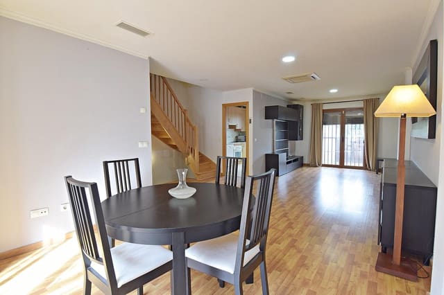 3 sypialnia Dom szeregowy na sprzedaż w Jerez de la Frontera - 298 000 € (Ref: 9462076)