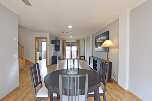 3 sypialnia Dom szeregowy na sprzedaż w Jerez de la Frontera - 298 000 € (Ref: 9462076)