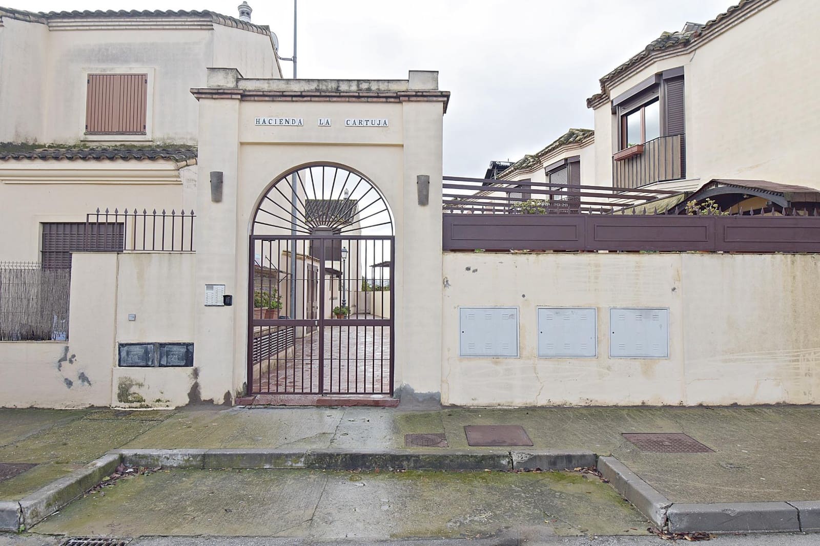 3 sypialnia Dom szeregowy na sprzedaż w Jerez de la Frontera z basenem garażem - 298 000 € (Ref: 9462076)