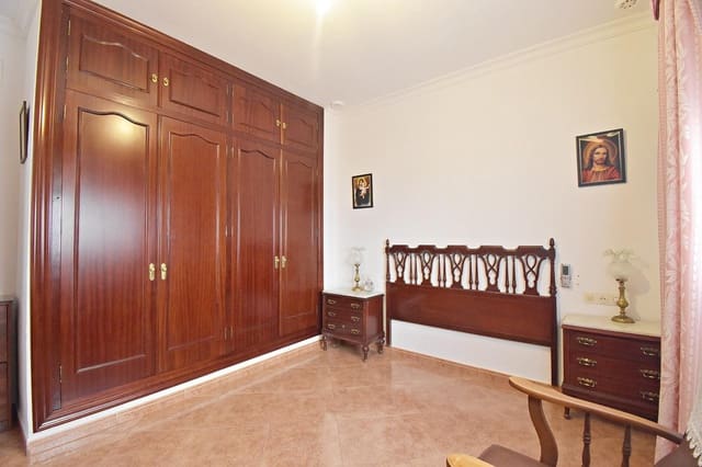 4 chambre Maison de Ville à vendre à Jerez de la Frontera - 219 900 € (Ref: 9462078)