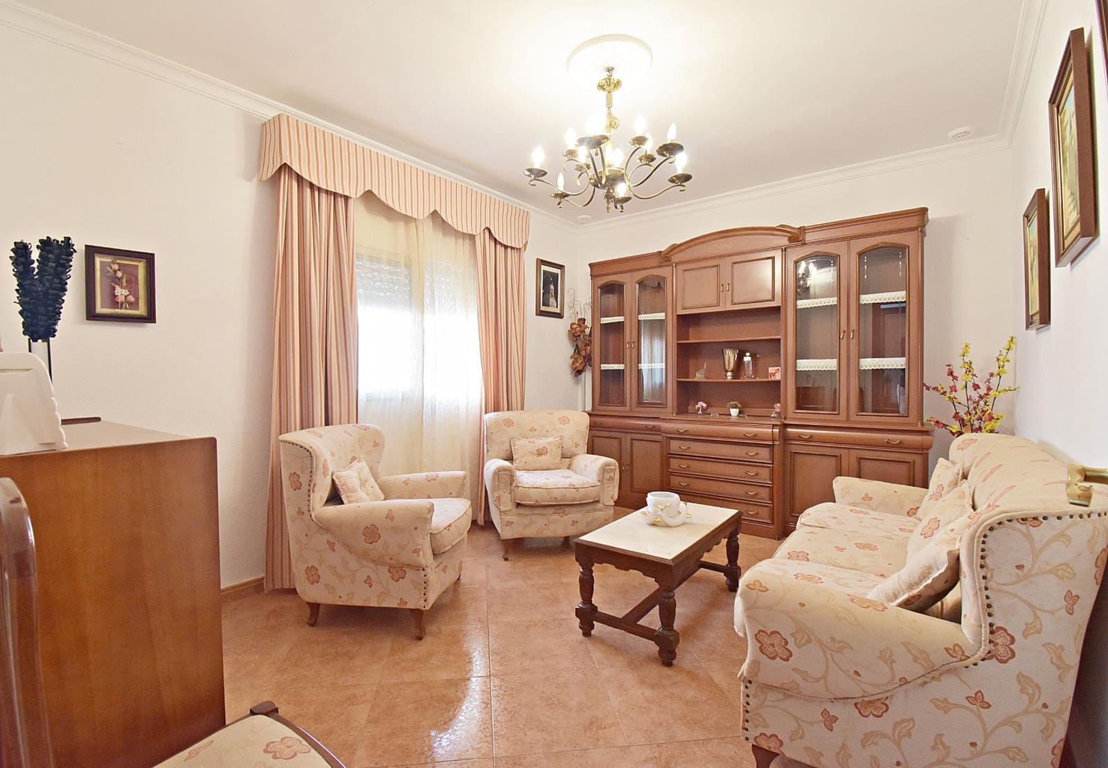 4 chambre Maison de Ville à vendre à Jerez de la Frontera - 219 900 € (Ref: 9462078)