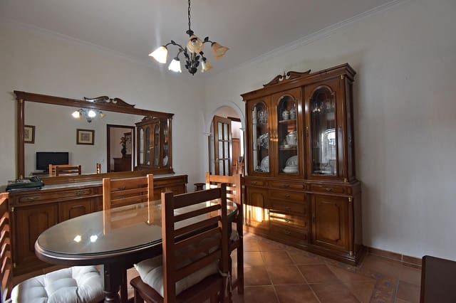 Chalet de 4 habitaciones en Jerez de la Frontera en venta - 430.000 € (Ref: 9530524)