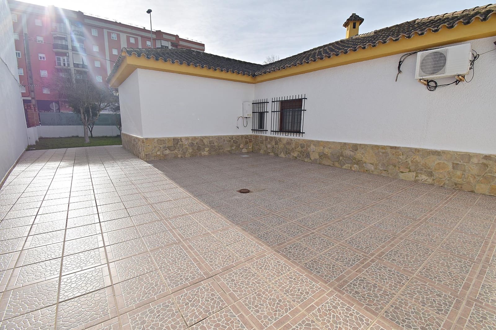 Chalet de 4 habitaciones en Jerez de la Frontera en venta - 430.000 € (Ref: 9530524)