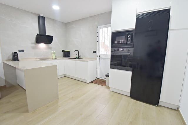 3 chambre Villa/Maison à vendre à Jerez de la Frontera - 210 000 € (Ref: 9568648)