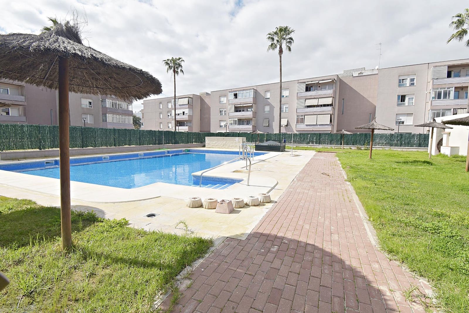 3 quarto Apartamento para venda em Jerez de la Frontera com piscina garagem - 190 000 € (Ref: 9659428)