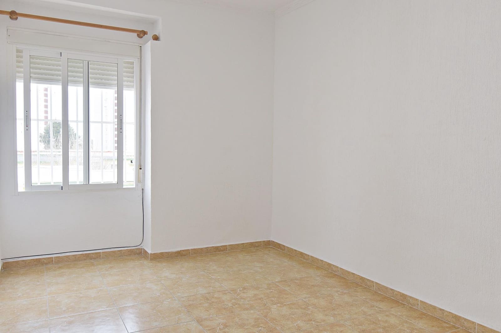 3 slaapkamer Flat te koop in Jerez de la Frontera - € 99.000 (Ref: 9666493)