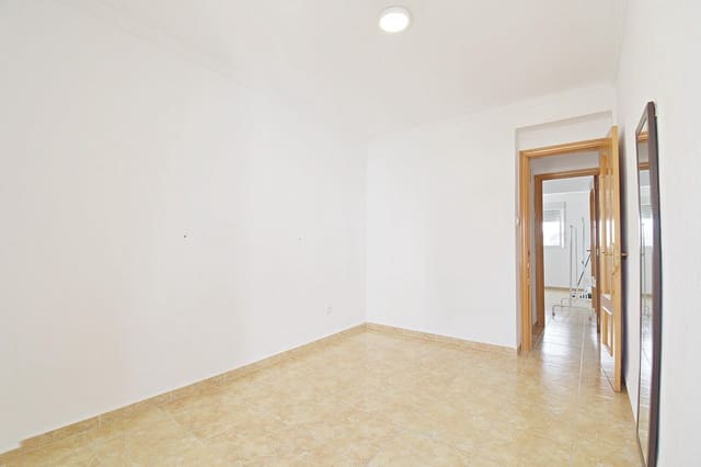 3 slaapkamer Flat te koop in Jerez de la Frontera - € 99.000 (Ref: 9666493)