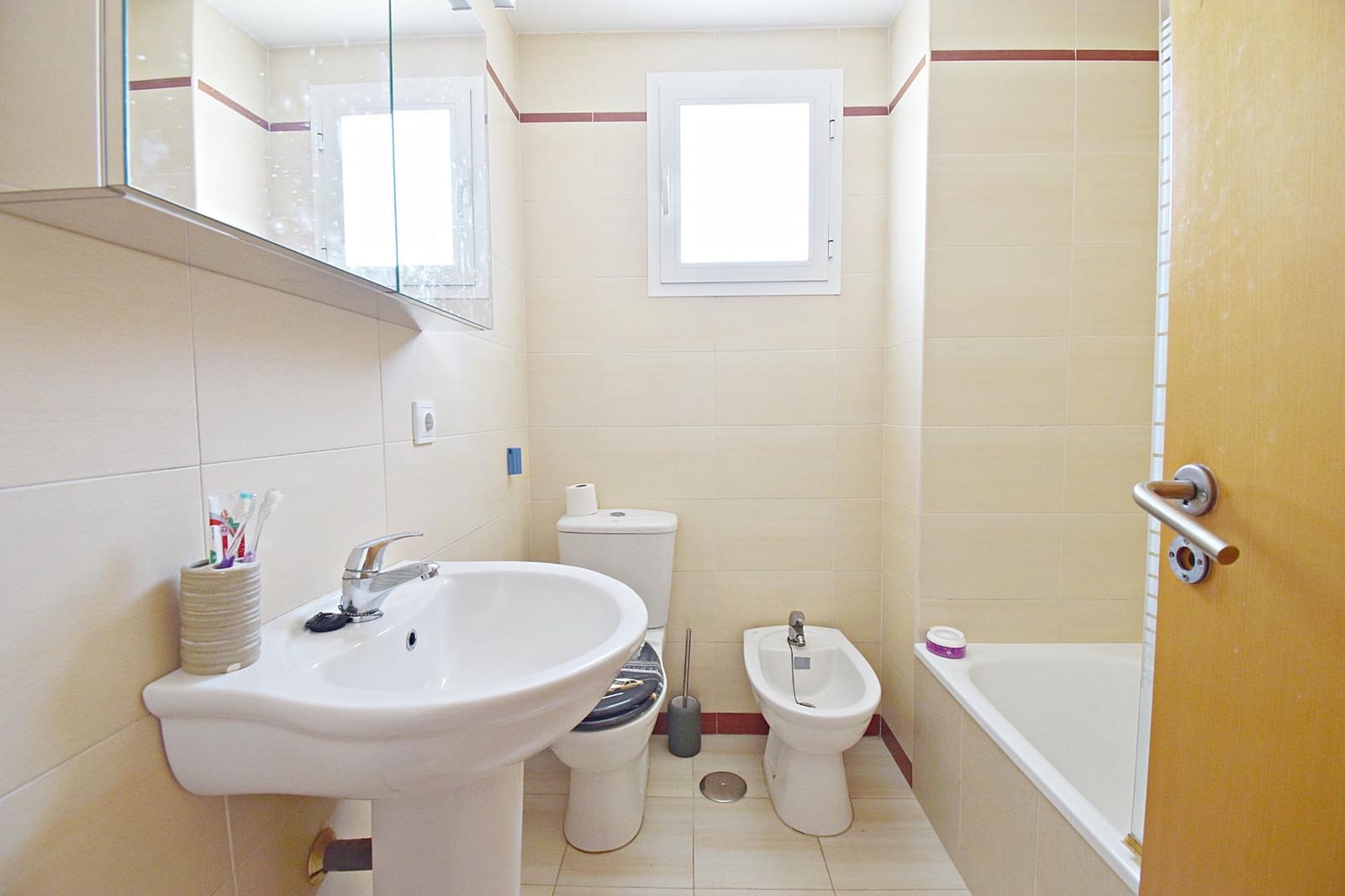 4 bedroom Flat for sale in Jerez de la Frontera with garage - € 270,000 (Ref: 9770660)