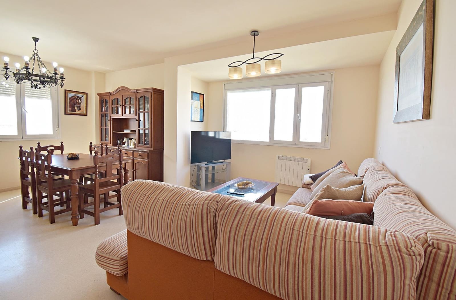 4 bedroom Flat for sale in Jerez de la Frontera with garage - € 270,000 (Ref: 9770660)