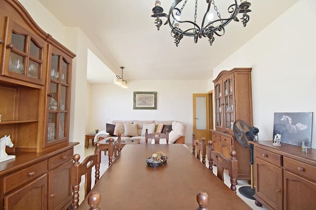 4 sovrum Lägenhet till salu i Jerez de la Frontera med garage - 270 000 € (Ref: 9770660)