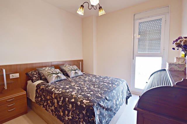 4 sovrum Lägenhet till salu i Jerez de la Frontera med garage - 270 000 € (Ref: 9770660)