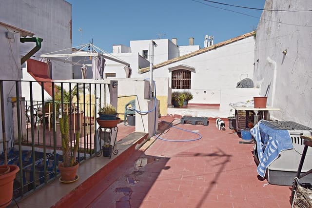 4 slaapkamer Huis te koop in Jerez de la Frontera - € 190.000 (Ref: 9770661)