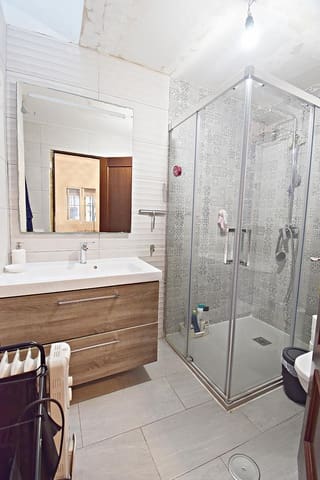 4 slaapkamer Huis te koop in Jerez de la Frontera - € 190.000 (Ref: 9770661)