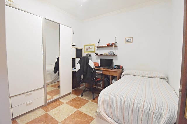 4 slaapkamer Huis te koop in Jerez de la Frontera - € 190.000 (Ref: 9770661)