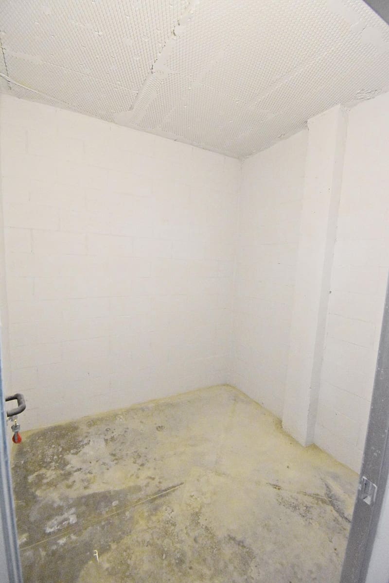 Garage for rent in Jerez de la Frontera - € 170 (Ref: 9788397)