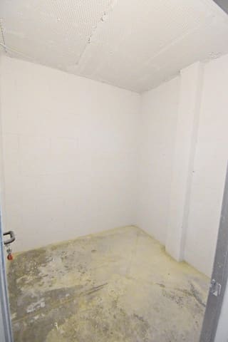 Garage for rent in Jerez de la Frontera - € 170 (Ref: 9788397)