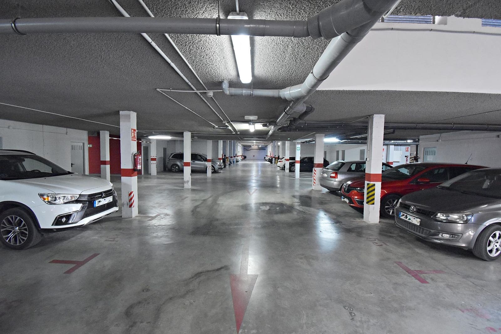 Garage for rent in Jerez de la Frontera - € 170 (Ref: 9788397)