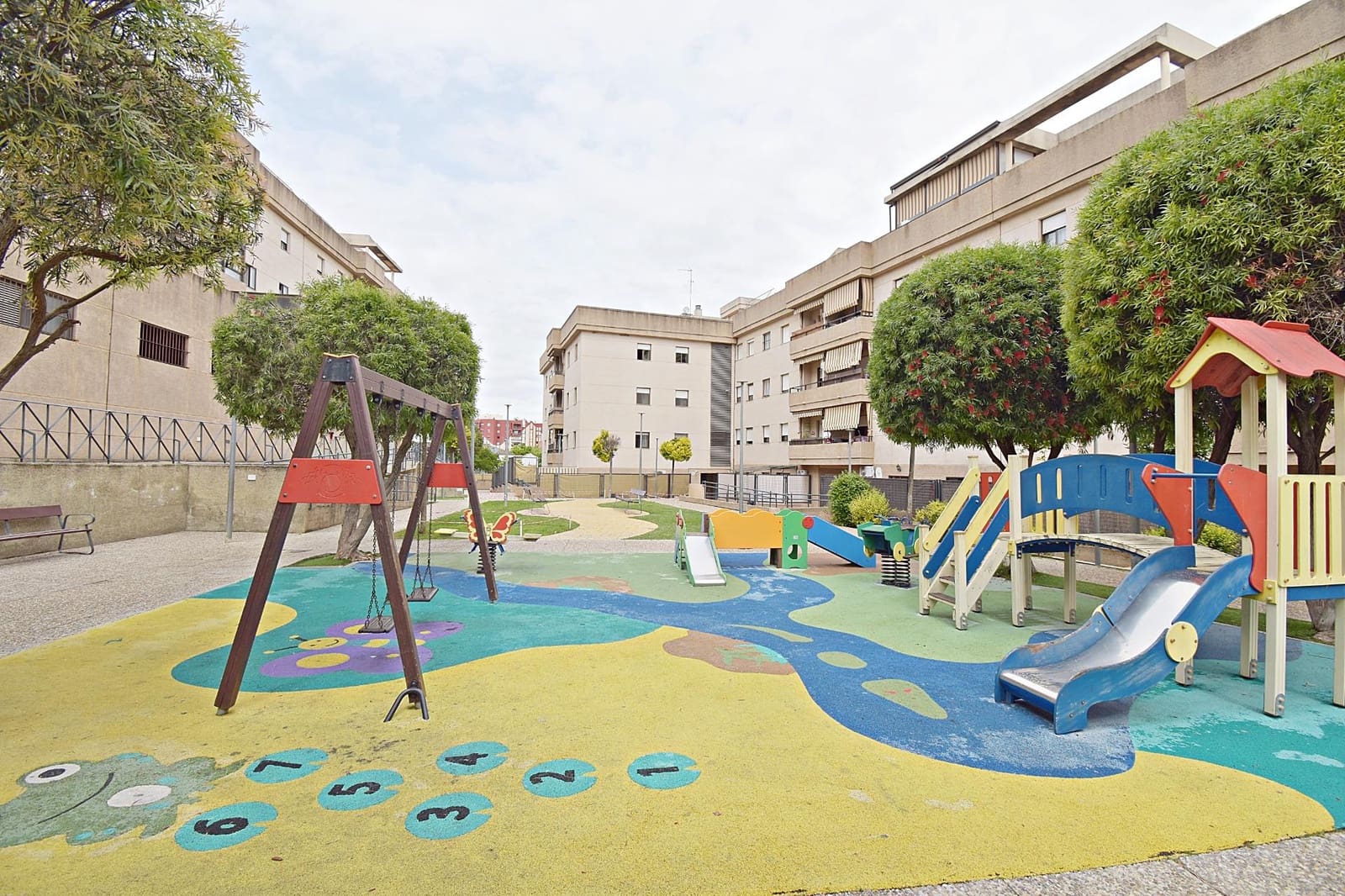 2 bedroom Flat for sale in Jerez de la Frontera with pool garage - € 159,900 (Ref: 9799250)