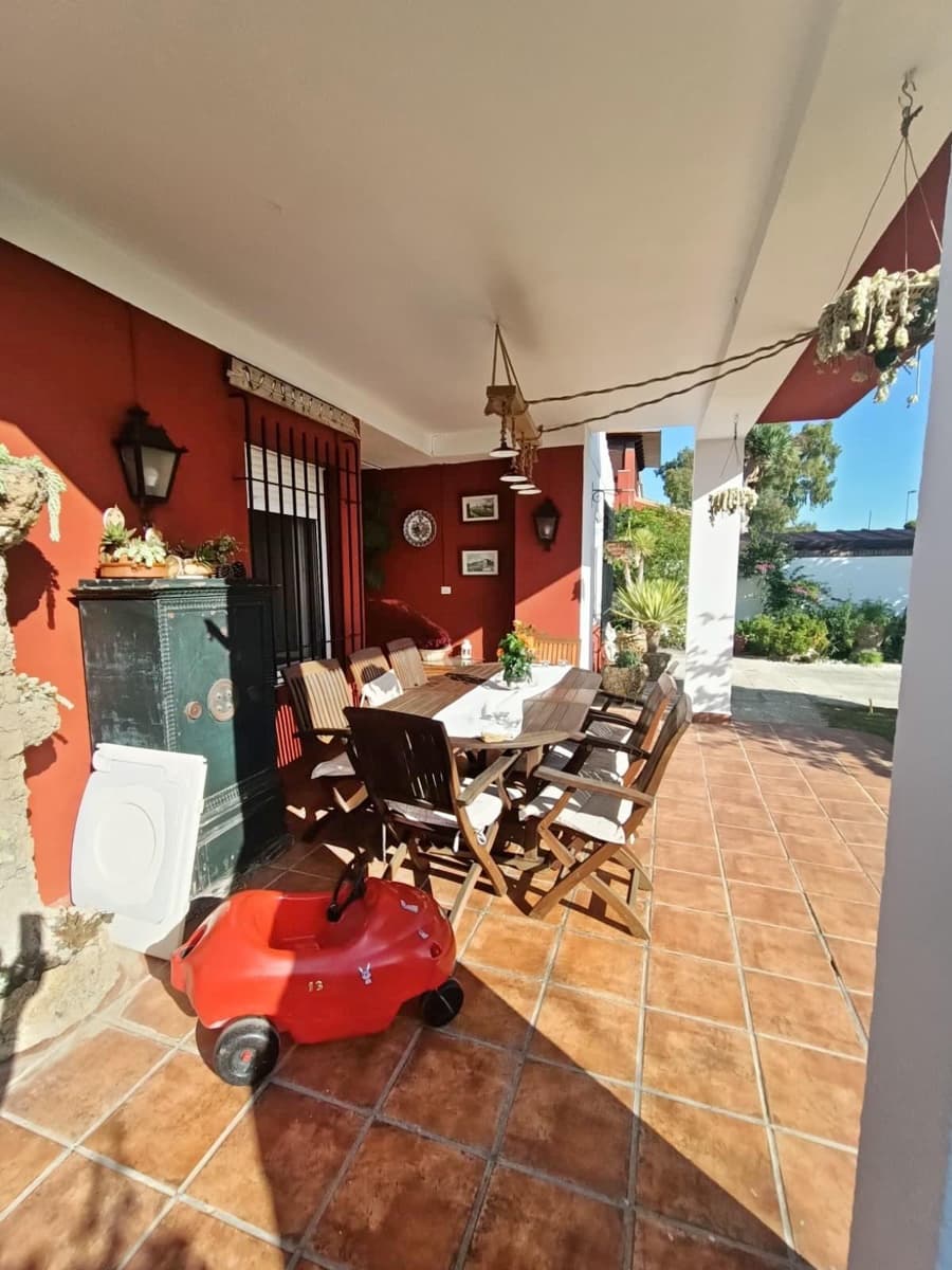 4 bedroom Villa for sale in El Puerto de Santa Maria - € 750,000 (Ref: 9806472)
