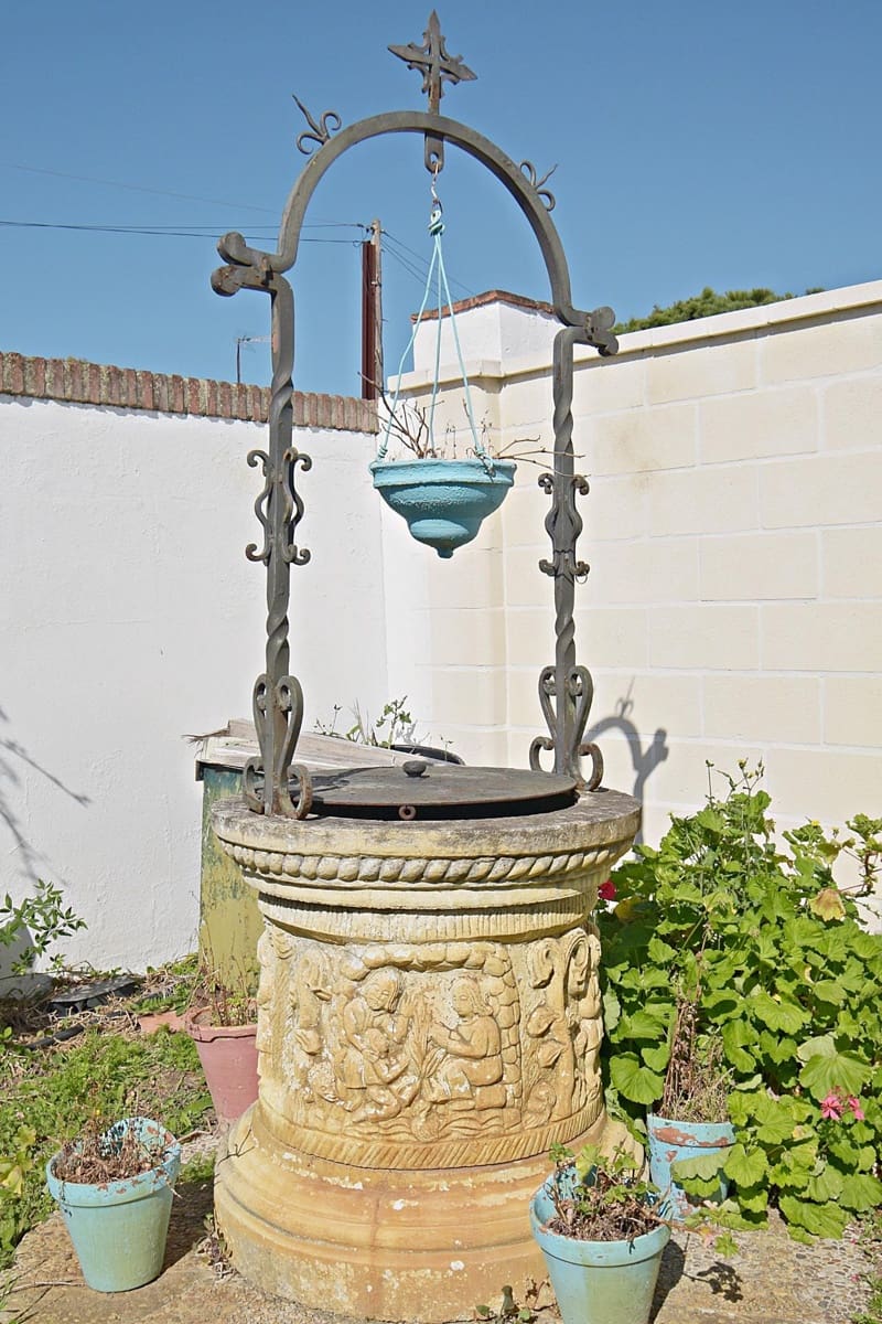 4 bedroom Villa for sale in El Puerto de Santa Maria - € 750,000 (Ref: 9806472)