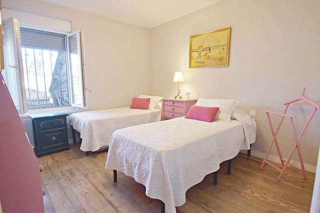 4 chambre Villa/Maison à vendre à El Puerto de Santa María - 750 000 € (Ref: 9806472)
