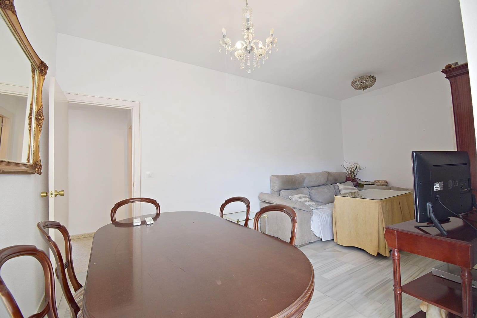 2 sypialnia Mieszkanie na sprzedaż w Jerez de la Frontera - 180 000 € (Ref: 9811576)