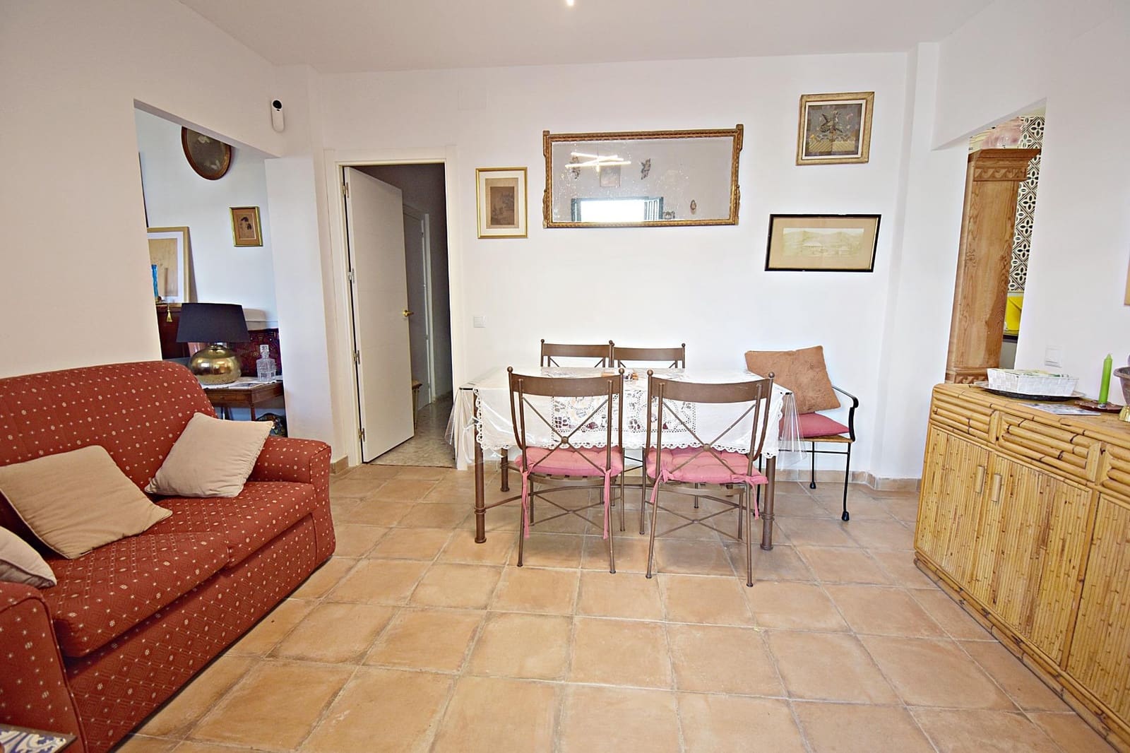 Casa de 4 habitaciones en Jerez de la Frontera en venta - 180.000 € (Ref: 9825255)
