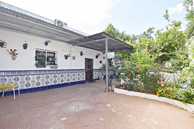 Casa de 4 habitaciones en Jerez de la Frontera en venta - 180.000 € (Ref: 9825255)
