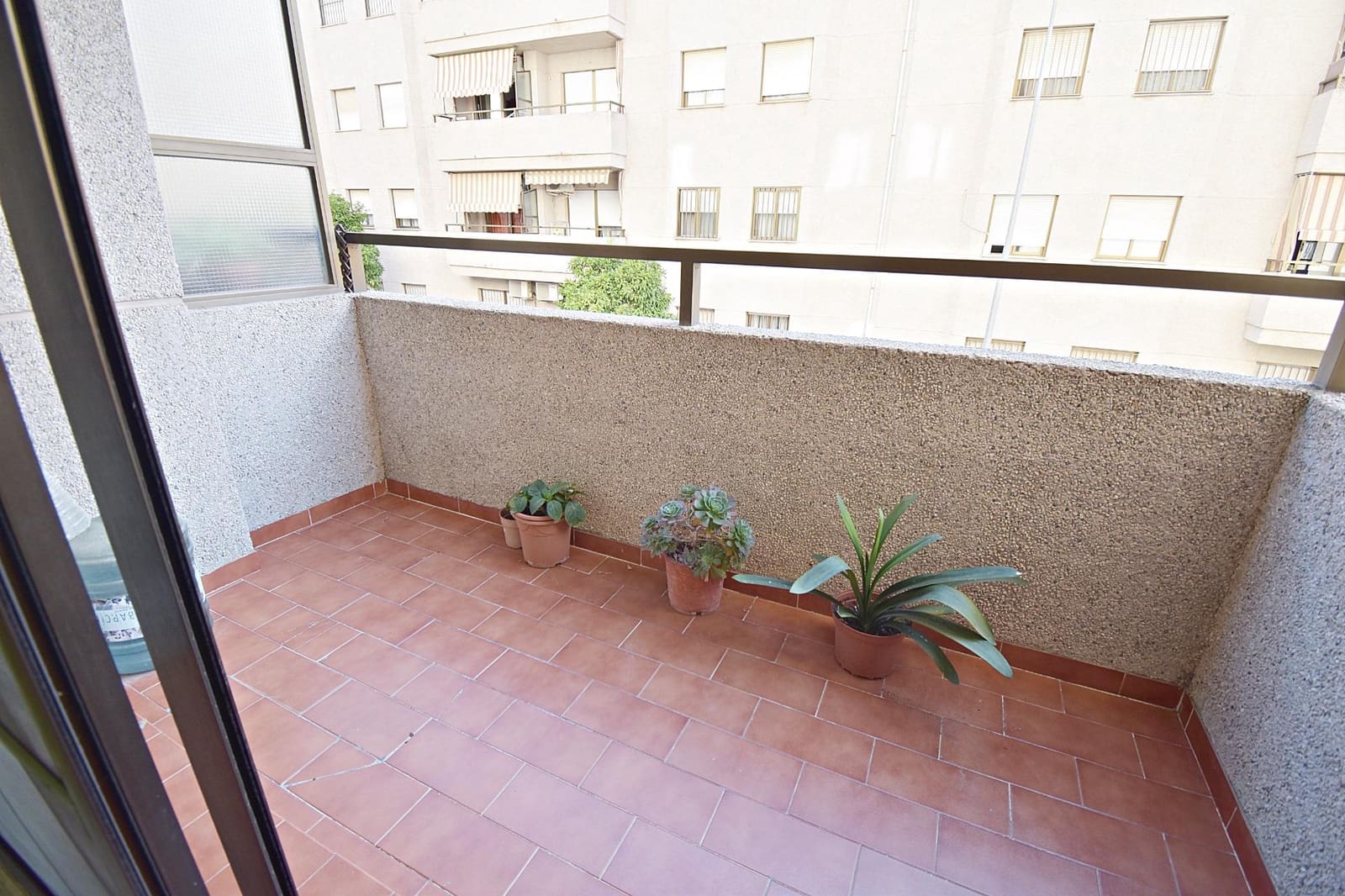 2 quarto Apartamento para venda em Jerez de la Frontera com piscina - 180 000 € (Ref: 9884807)