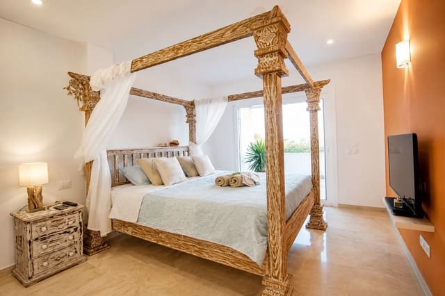 3 camera da letto Casa in vendita in Santa Eulalia / Santa Eularia con piscina garage - 865.000 € (Rif: 10045318)