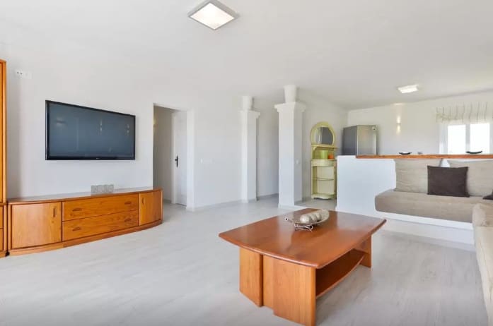 8 soverom Villa til salgs i Nuestra Senora de Jesus med svømmebasseng garasje - € 2 695 000 (Ref: 9113583)