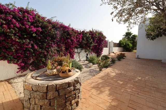 8 soverom Villa til salgs i Nuestra Señora de Jesus, Santa Eulalia / Santa Eularia med svømmebasseng garasje - € 2 695 000 (Ref: 9113583)