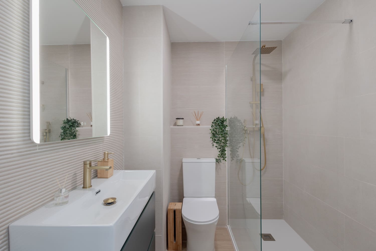 2 soveværelse Lejlighed til salg i Valencia by - € 825.000 (Ref: 9357019)