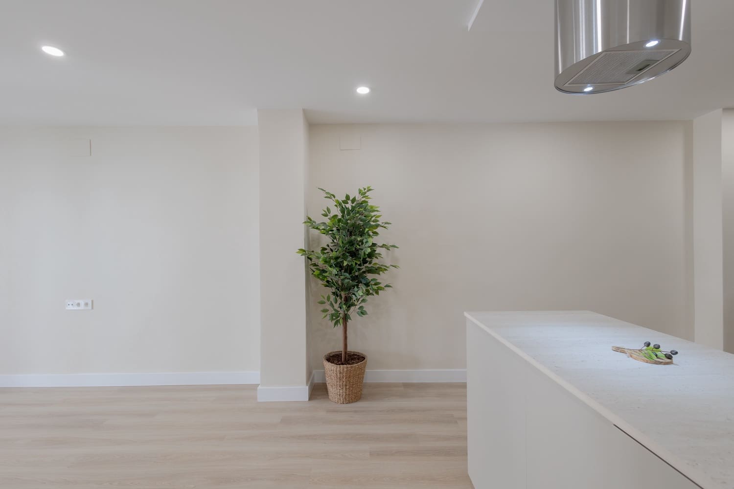 2 soveværelse Lejlighed til salg i Valencia by - € 825.000 (Ref: 9357019)