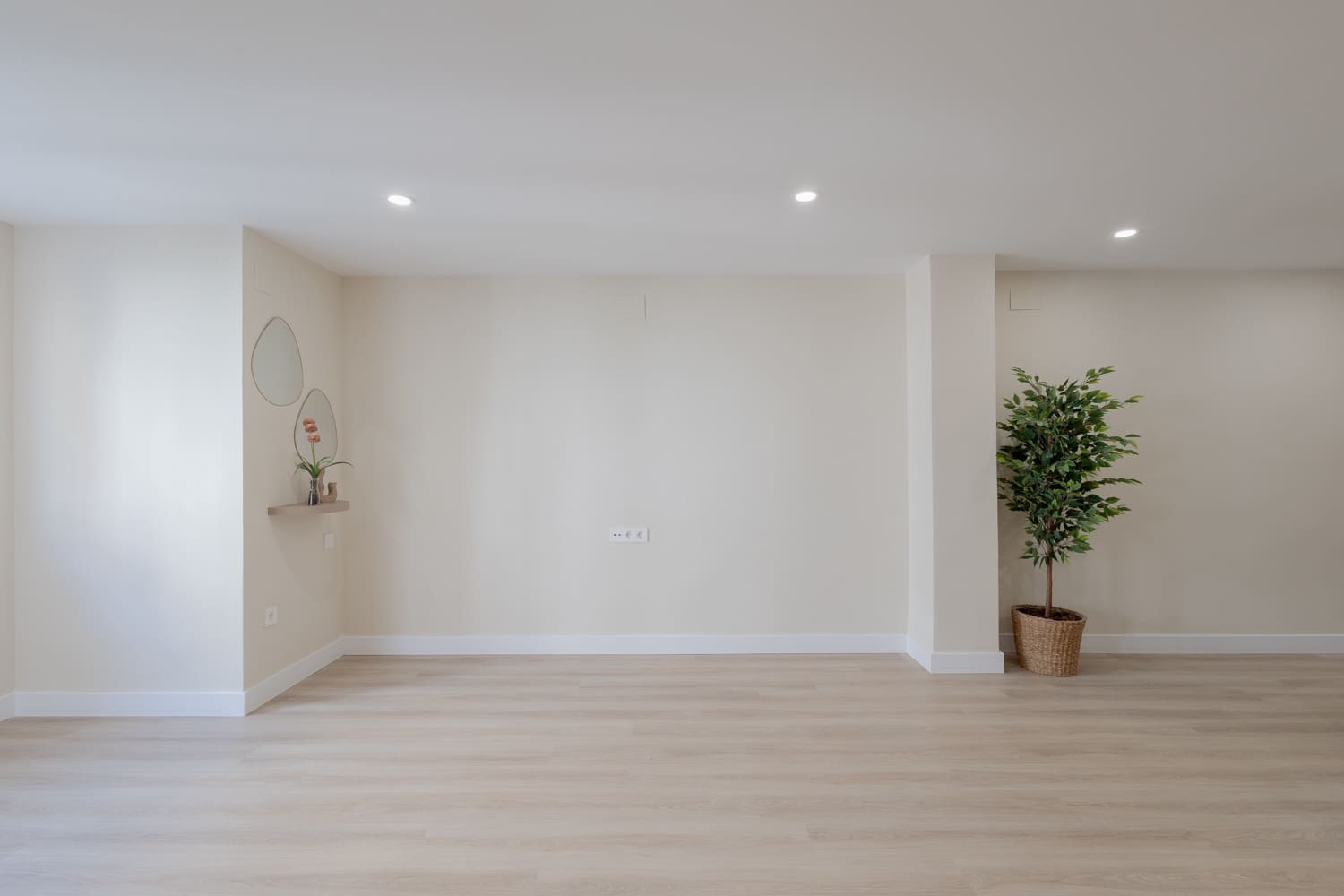 2 soveværelse Lejlighed til salg i Valencia by - € 825.000 (Ref: 9357019)