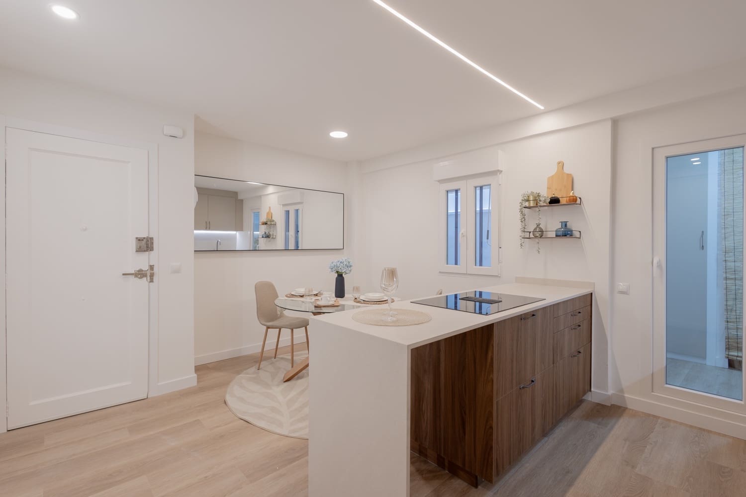 2 bedroom Apartment for sale in Valencia city - € 400,000 (Ref: 9519373)