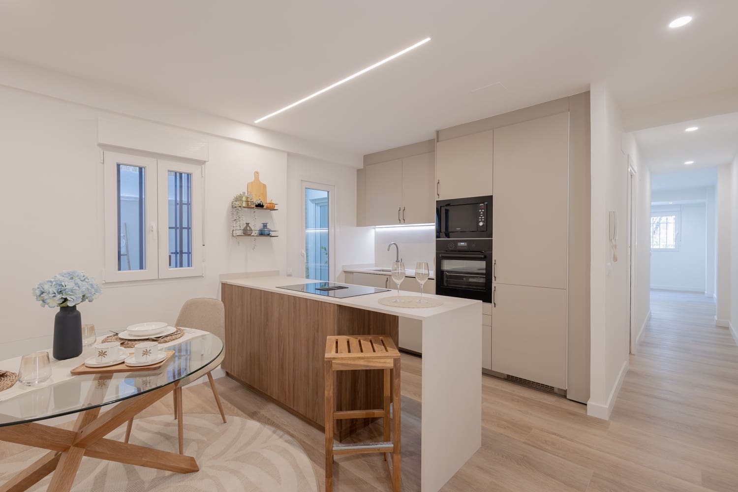 2 bedroom Apartment for sale in Valencia city - € 400,000 (Ref: 9519373)