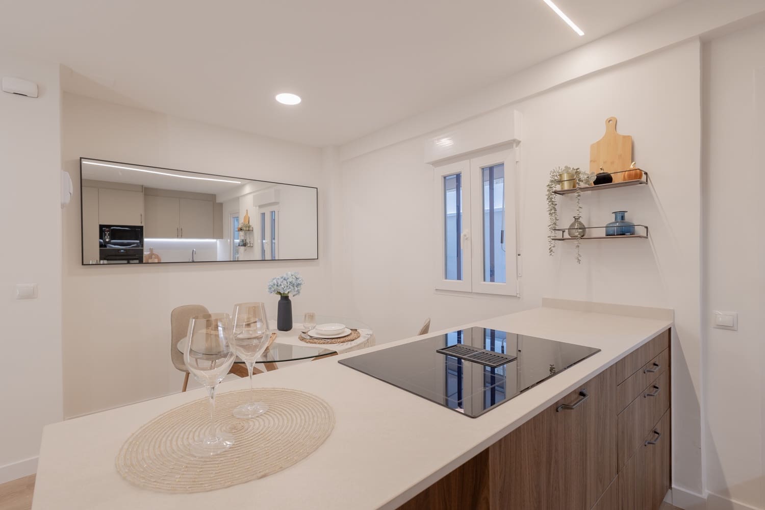 2 bedroom Apartment for sale in Valencia city - € 400,000 (Ref: 9519373)