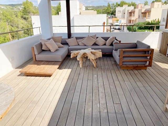 5 quarto Moradia para arrendar em Cala Gracio com piscina - 8 000 € (Ref: 9521120)