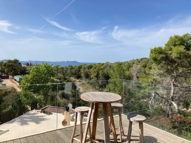 5 quarto Moradia para arrendar em Cala Gracio, Sant Antoni de Portmany com piscina - 8 000 € (Ref: 9521120)