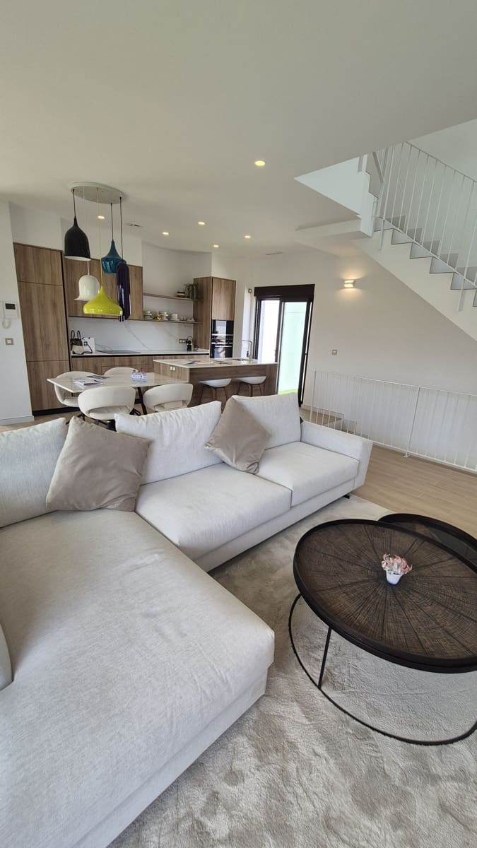 3 quarto Moradia para venda em Finestrat com piscina garagem - 590 000 € (Ref: 9521121)