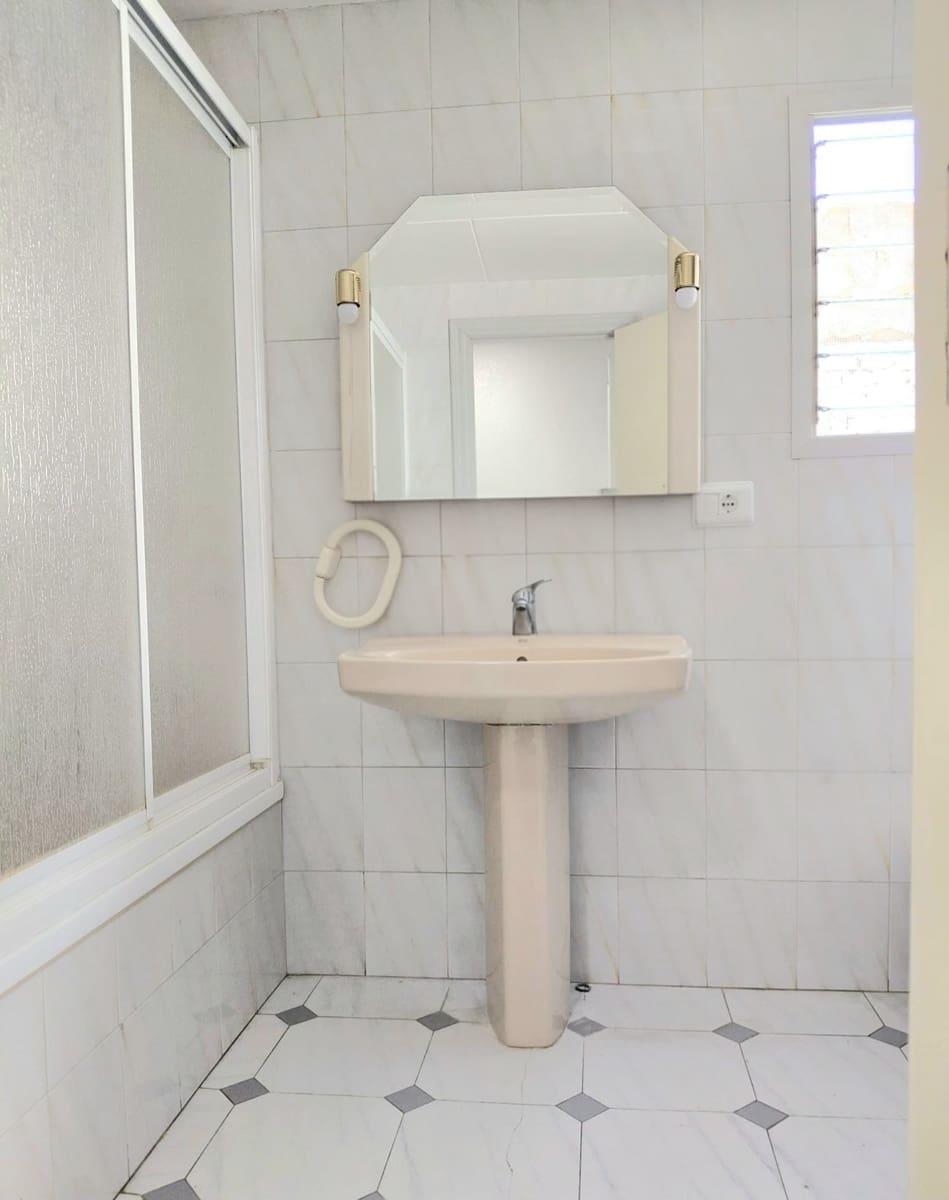 Casa de 5 habitaciones en Carcaixent en venta - 174.900 € (Ref: 9663233)